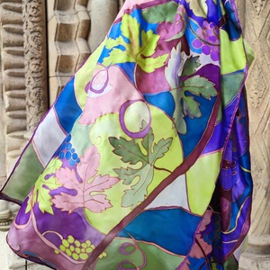 Kézi festésű valódi selyemsál-Szőlőfürtök - ruha & divat - sál, sapka, kendő - sál - Meska.hu