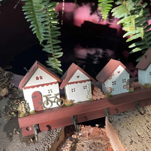 Fali kulcstartó, újrahasznosított fából - otthon & életmód - dekoráció - fali és függő dekoráció - fali kulcstartó - Meska.hu