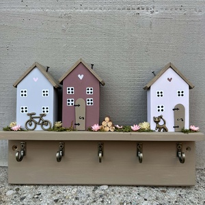 Fali kulcstartó, újrahasznosított fából - Meska.hu