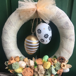 Tavaszi kopogtató húsvéti tojásokkal, Otthon & Lakás, Dekoráció, Ajtó- és ablak dekoráció, Ajtódísz & Kopogtató, Virágkötés, MESKA