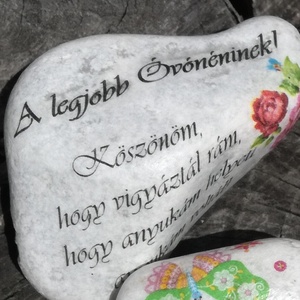 Óvónéninek köszönő kő. :-) (10 db=1700,-/db. 3 db=1900,-/db. 1 db=2100,-/db.), Otthon & Életmód, Dekoráció, Asztal és polc dekoráció, Kavics & Kő, Decoupage, transzfer és szalvétatechnika, Festett tárgyak, MESKA