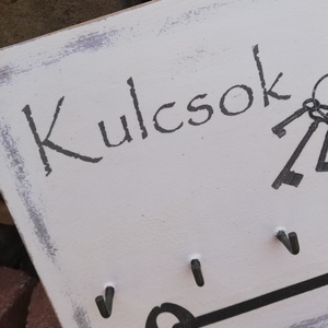 Fali kulcstartó, pajta stílusban, transzferálva.  :-) - otthon & életmód - dekoráció - fali és függő dekoráció - fali kulcstartó - Meska.hu