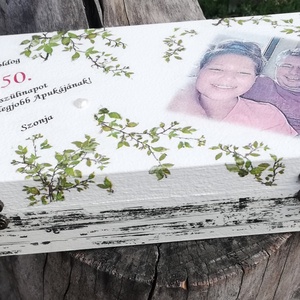 Fotós és feliratos doboz kalapáccsal, szülinapra vagy bármilyen más ünnepi alkalomra. - RENDELHETŐ, Otthon & Életmód, Dekoráció, Asztal és polc dekoráció, Díszdoboz, Decoupage, transzfer és szalvétatechnika, Festett tárgyak, MESKA