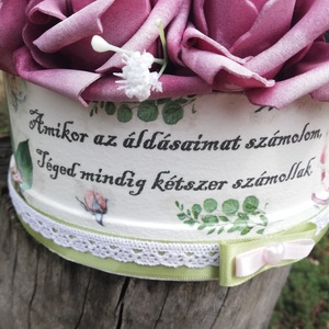 Rózsadoboz egyedi mintával és felirattal. :-) - otthon & életmód - dekoráció - asztal és polc dekoráció - díszdoboz - Meska.hu