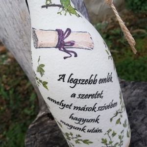 A ballagó fiú, ajándéka, egyedi mintákkal, feliratozva. Italos üveg, névvel, ballagásra. :-), Otthon & Életmód, Dekoráció, Asztal és polc dekoráció, Díszüveg, Decoupage, transzfer és szalvétatechnika, Festett tárgyak, MESKA