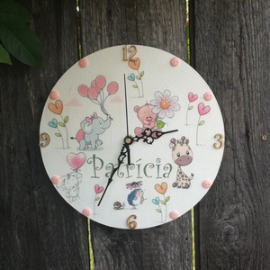 Névreszóló, baba-falióra, bájos mintákkal :-) - otthon & életmód - dekoráció - fali és függő dekoráció - falióra & óra - Meska.hu