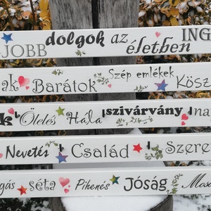 Nagyméretű feliratos kulcstartó, egyedi mintával. :-), Otthon & Lakás, Tárolás & Rendszerezés, Fali tároló, Decoupage, transzfer és szalvétatechnika, Festett tárgyak, MESKA