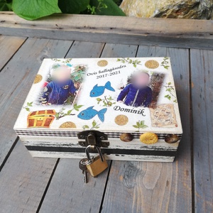 Fényképes és feliratos ballagási lezárható emlékdoboz, egyedi mintákkal.   :-), Otthon & Lakás, Dekoráció, Asztal és polc dekoráció, Díszdoboz, Decoupage, transzfer és szalvétatechnika, Festett tárgyak, Meska