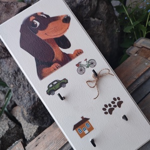 Tacskós fali kulcstartó egyedi mintákkal.  :-), Otthon & Életmód, Dekoráció, Fali és függő dekoráció, Fali kulcstartó, Decoupage, transzfer és szalvétatechnika, Festett tárgyak, MESKA