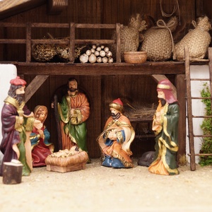 Betlehemi jászol L  Kézzel készített fa betlehem LED világítással - karácsony - karácsonyi lakásdekoráció - karácsonyi lakásdíszek - Meska.hu