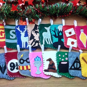 Harry Potter inspirálta filc zoknik - karácsonyfadísz /adventi naptár - Meska.hu