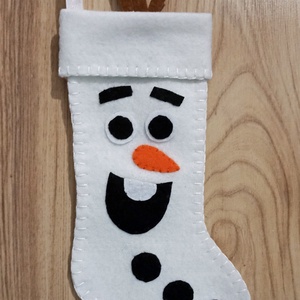 Olaf (Jégvarázs) filc karácsonyi zokni - karácsony - karácsonyi lakásdekoráció - karácsonyi lakásdíszek - karácsonyi lakásdekoráció - Meska.hu