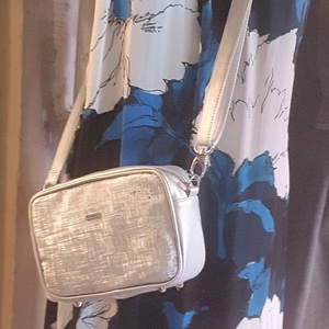 Kis táska ,válltáska,crossbody - táska & tok - kézitáska & válltáska - válltáska - Meska.hu