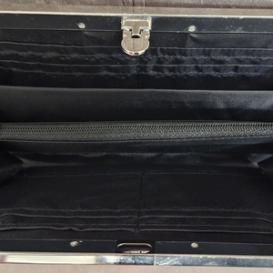 Fém keretes pénztárca - táska & tok - pénztárca & más tok - kártyatartó & irattartó - Meska.hu