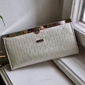 Fém keretes pénztárca - táska & tok - pénztárca & más tok - kártyatartó & irattartó - Meska.hu