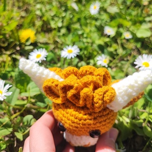 Maroknyi részletgazdag horgolt holland baba boci - játék & sport - plüssállat & játékfigura - boci, tehén - Meska.hu