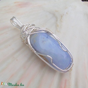 Kalcedon medál (torokcsakra)  -  - Meska.hu