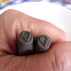 ( 2db)Fémbeütő, mintázó, poncoló, 2db angyalszárny  fémműves szerszám ékszerhez - kellékek & szerszámok - szerszámok, eszközök - eszköz ékszerkészítéshez - Meska.hu