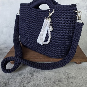 Horgolt táska - közepes méretű - Navy Blue - táska & tok - kézitáska & válltáska - válltáska - Meska.hu