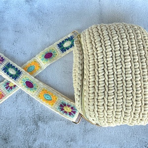 Horgolt övtáska - crossbody táska - Homok árnyalatban - Választható pánttal - táska & tok - övtáska - Meska.hu