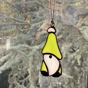 Világoszöld manó  - otthon & életmód - dekoráció - ajtó- és ablak dekoráció - ablakdísz - Meska.hu