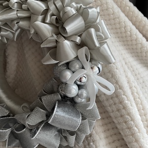 Ezüst csillogás koszorú - karácsony - adventi díszek - adventi ajtódísz - Meska.hu