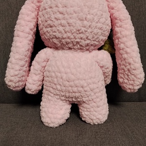 Horgolt húsvéti nyuszi répával rózsaszín  - játék & sport - plüssállat & játékfigura - nyuszi - Meska.hu