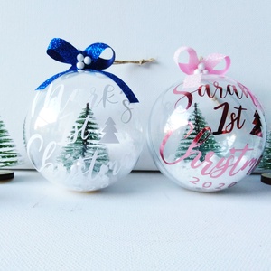 karácsonyi gömb dísz névvel feliratozva, baby 1st Christmas Mini Fenyővel És Műhóval, Választható Felirat És Masni Szín - karácsony - karácsonyi lakásdekoráció - karácsonyfadíszek - Meska.hu