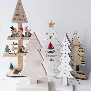 fa álló fehér Merry Christmas karácsonyi fenyőfa asztaldekoráció , kézzel festett, glitteres arany csillag - karácsony - karácsonyi lakásdekoráció - karácsonyi lakásdíszek - karácsonyi lakásdekoráció - Meska.hu