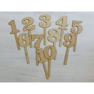 Esküvői beszúrós fa asztalszámok - esküvő - dekoráció - asztaldísz - Meska.hu