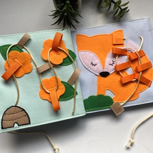 Csendeskönyv 6 oldallal, fejlesztőkönyv, matatókönyv 1 éves kortól, egyedi ajándék gyerekeknek, Játék & Sport, Textilkönyv & Babakönyv, Varrás, MESKA