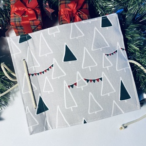 Karácsonyi csendeskönyv 6 oldallal, fejlesztőkönyv, matatókönyv 1 éves kortól, egyedi ajándék gyerekeknek - baba - mama - baba játékok - textilkönyv & babakönyv - Meska.hu