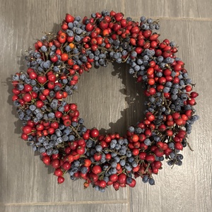 Csipkebogyó Kökény koszorú - otthon & életmód - dekoráció - virágdísz és tartó - koszorú - Meska.hu