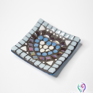 Üvegmozaik mécses vagy szappantartó mini mandala - otthon & életmód - gyertya, illat, aroma - mécses és mécsestartó - Meska.hu