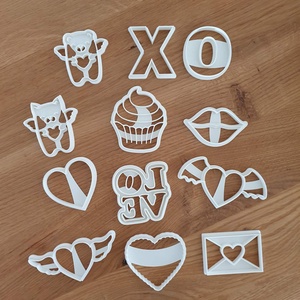 Valentin-napi sütikiszúró szett � szívek, XOXO, love, csók minták, Otthon & Életmód, Konyhafelszerelés, tálalás, Sütés, főzés, Sütikiszúró, , MESKA
