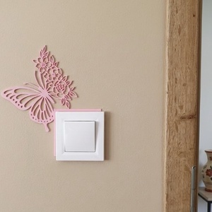 Pillangós Villanykapcsoló Dísz és Takarókeret - Virágos Lakásdekoráció, Rózsaszín - baba - mama - babaszoba dekoráció - gyerekszoba falmatrica - Meska.hu