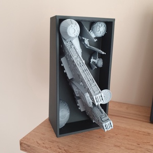 Star Wars ihlette könyvtámasz � Imperial Star Destroyer dioráma, egyedi polcdísz - otthon & életmód - dekoráció - asztal és polc dekoráció - könyvtámasz - Meska.hu