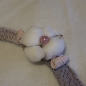 Rózsaszínszürkés átmenetes ajtódísz  puha, romantikus téli hangulattal - karácsony - karácsonyi lakásdekoráció - karácsonyi ajtódíszek - Meska.hu