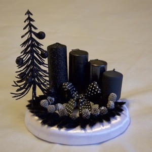 Black and White Advent - visszafogottan extrém, mégis ünnepi hangulatban, Karácsony, Adventi díszek, Adventi koszorú, Mindenmás, MESKA