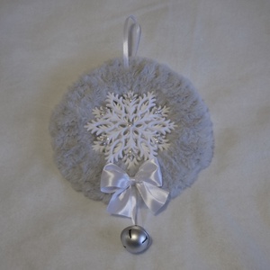 Szürke hópihe-puha, Karácsony, Karácsonyi lakásdekoráció, Karácsonyi ajtódíszek, Mindenmás, MESKA