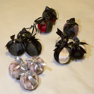 Textilborítású karácsonyfadísz � 8 cm - Meska.hu