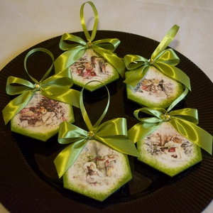 Egyedi karácsonyfadíszek � kétoldalas, mesés részletekkel - karácsony - karácsonyi lakásdekoráció - karácsonyfadíszek - Meska.hu