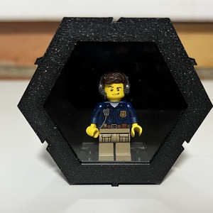 Porvédett minifigura tartó műanyag előlappal � LEGO kompatibilis, falra vagy polcra (9db-os csomag) - otthon & életmód - tárolás & rendszerezés - fali tároló - Meska.hu