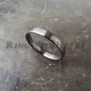 Extra vékony és keskeny titán gyűrű, extra könnyű gyűrű, minimalista jegygyűrű, nikkelmentes gyűrű, eljegyzési gyűrű - esküvő - ékszer - karikagyűrű - Meska.hu