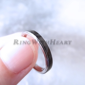 Titán vagy nemesacél gyűrű fekete turmalinnal, vékony turmalin gyűrű, jegygyűrű, eljegyzési gyűrű, fekete gyűrű, Esküvő, Ékszer, Karikagyűrű, Ékszerkészítés, MESKA