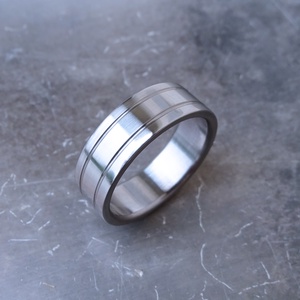 Titán gyűrű, minimalista jegygyűrű, extra könnyű gyűrű, nikkelmentes gyűrű, eljegyzési gyűrű, antiallergén férfi gyűrű - Meska.hu