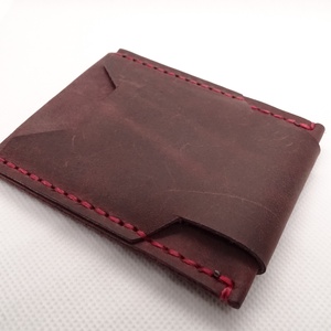 Kézzel varrt valódi marhabőr irattartó, vékony kártyatartó, minimalista bankkártyatartó, modern, ballagási ajándék - táska & tok - pénztárca & más tok - kártyatartó & irattartó - Meska.hu