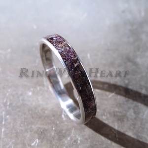 Titán vagy nemesacél gyűrű szugilittel, szugilit gyűrű, jegygyűrű, eljegyzési gyűrű - esküvő - ékszer - karikagyűrű - Meska.hu