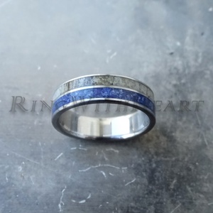 Titán vagy nemesacél gyűrű lápisz lazulival és aganccsal, lazurit gyűrű, jegygyűrű, eljegyzési gyűrű, agancs gyűrű - esküvő - ékszer - karikagyűrű - Meska.hu