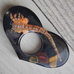 Alien, facehugger ujjtámasz, könyv gyűrű 1. - könyv & zene - könyvjelző - Meska.hu